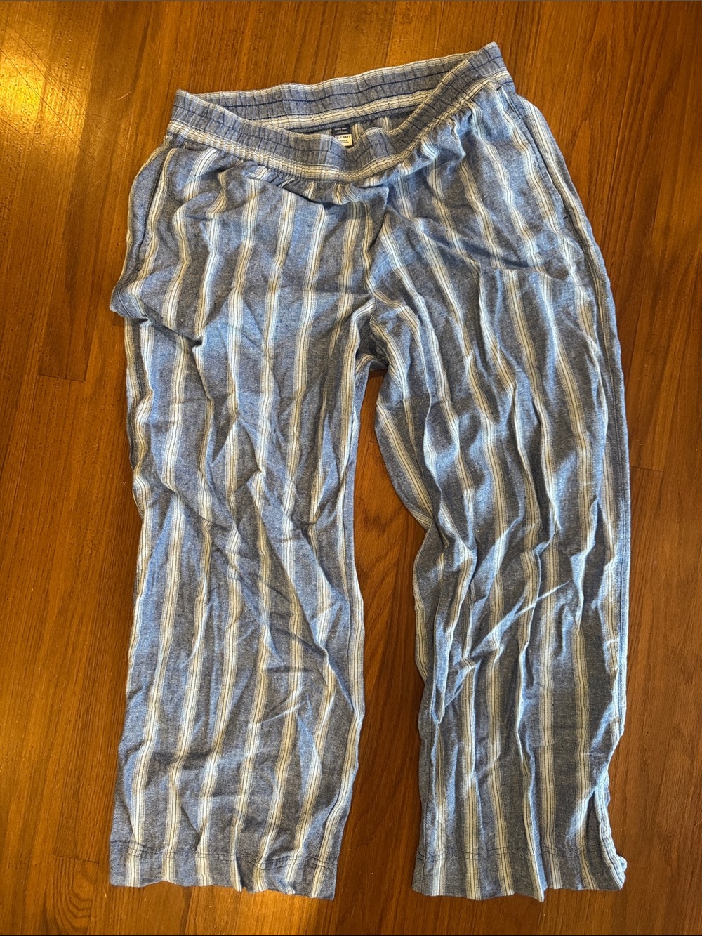 Old Navy Blue and White Striped Wide-Leg Pants